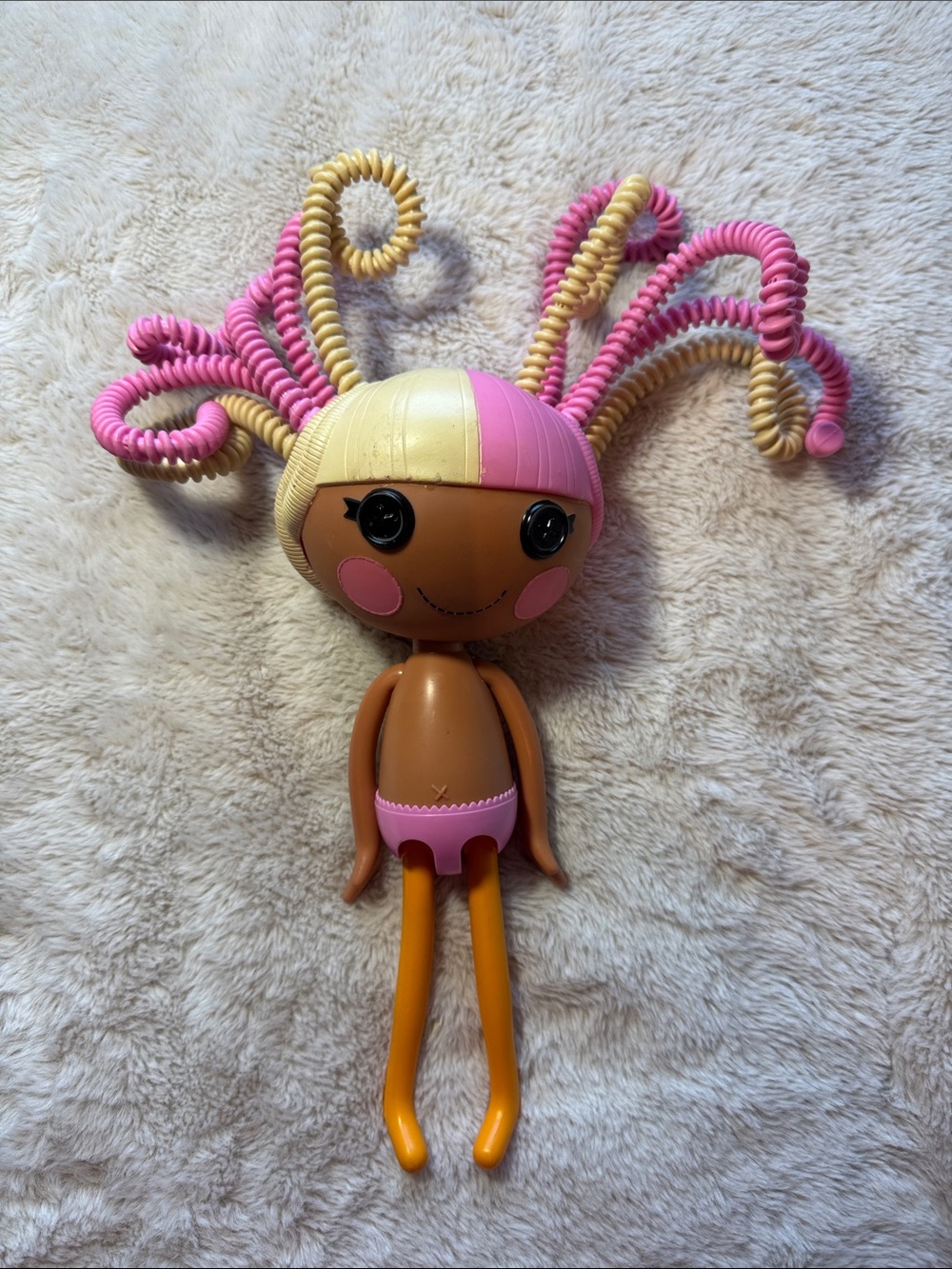 Lalaloopsy Full Size Doll Scoops Waffle Cone Silly Bendable Hair 2009